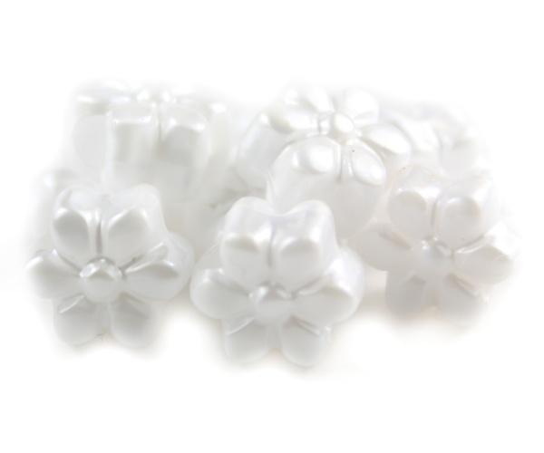 50573 ホワイト 不透明(Opaque) 13mm フラワー ポニービーズ (50個)