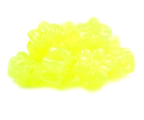 50585 イエロー 蓄光 13mm フラワー ポニービーズ (50個)