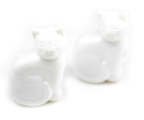 57228 ホワイト 不透明(Opaque) 25mm ネコ ポニービーズ (10個)1枚目の画像