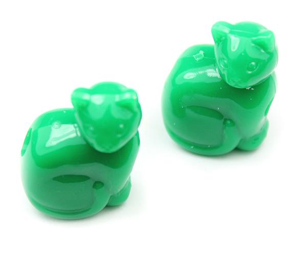 57200 グリーン 不透明(Opaque) 25mm ネコ ポニービーズ (10個)1枚目の画像