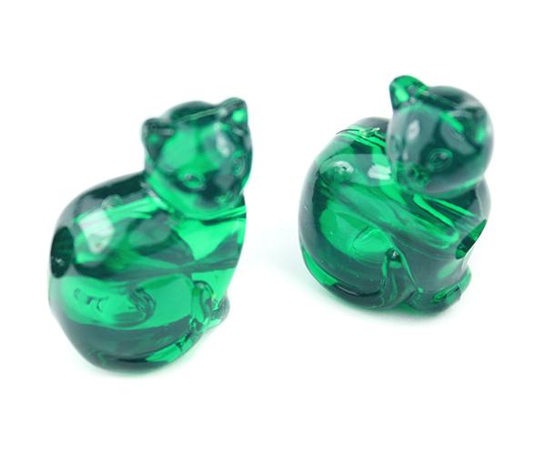 57169 エメラルド 透明 25mm ネコ ポニービーズ (10個)1枚目の画像
